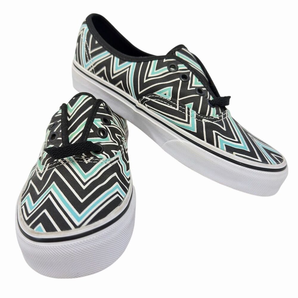 Vans Women's Zig Zag Chevron Low Top Sneakers Size 6.5 Multicolor
